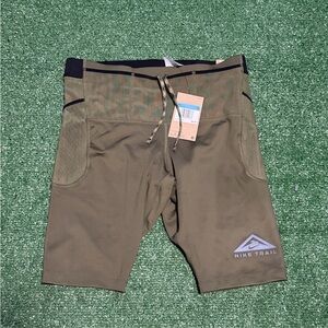 NEW $90 NIKE LAVA LOOPS ADV DRIFIT RUNNING TIGHTS SHORTS OLIVE DV9307-222 MEDIUM